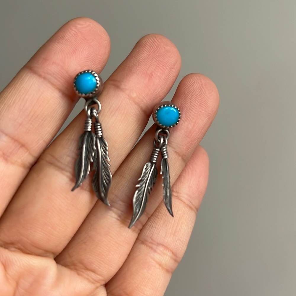 Native American Stunning turquoise feather sterling silver earrings